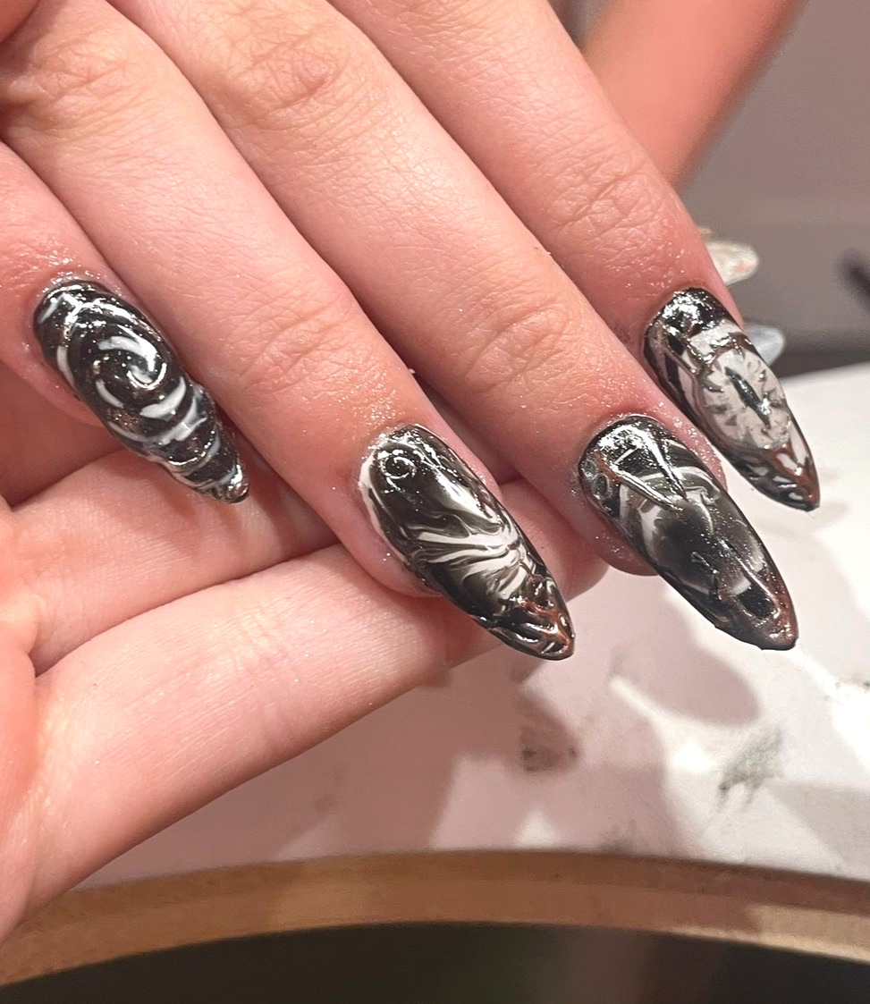 Silver chrome nails